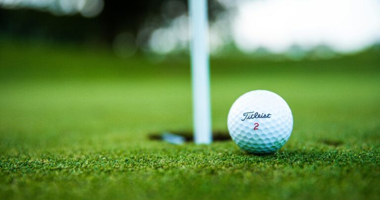 Discover the Elegance and Exclusivity of Bay Colony Golf Club