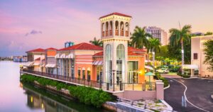 What Makes Naples, FL a Good Place to Live?