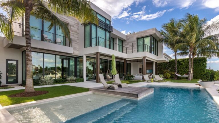 What Makes a Naples Luxury Home Feel Truly Private?